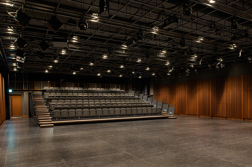 クリエイティブスタジオ(斜めから)のイメージ