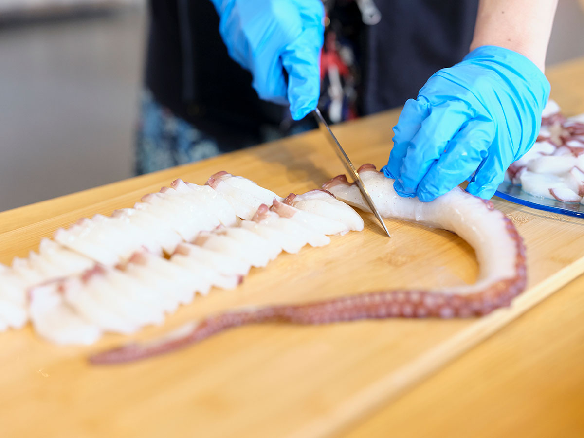 SCARTS×CoSTEPアート&サイエンスプロジェクト 札幌市立高校特別プログラム「あかさかな」 現場&研究者の視点イメージ画像6