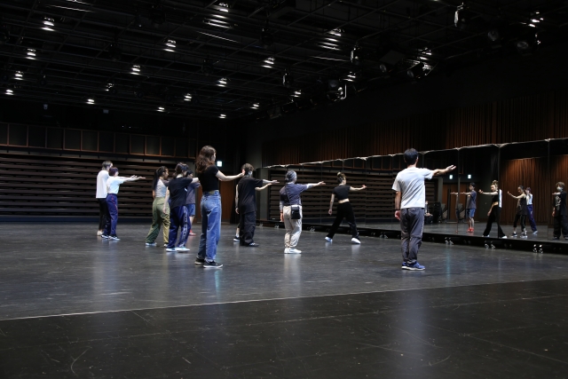 Creative Art Mix Dance Workshop （クリエイティブ・アート・ミックス ダンスワークショップ）2024イメージ1枚目