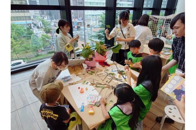 札幌市立大学デザイン学部公開講座「アートにであう」イメージ2枚目