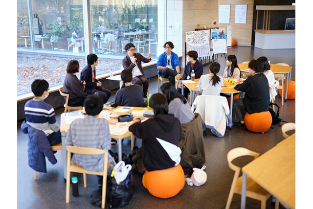 SCARTS×CoSTEPアート＆サイエンスプロジェクト 札幌市立高校特別プログラム「あかさかな」イメージ4枚目