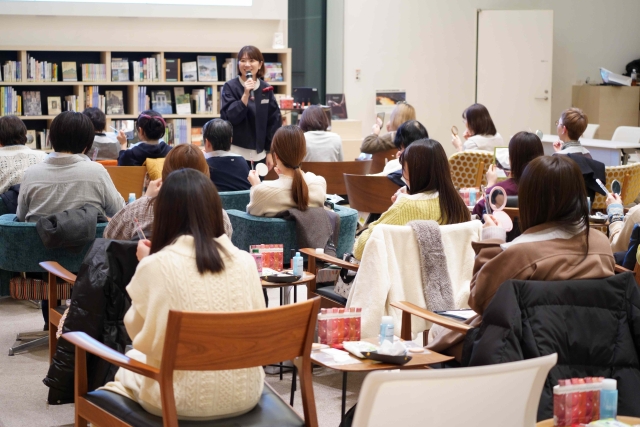 【札幌市図書・情報館×さっぽろウェルネスプロジェクト】色と噛むでトトノエル～明日からはじめるセルフケア～イメージ2枚目